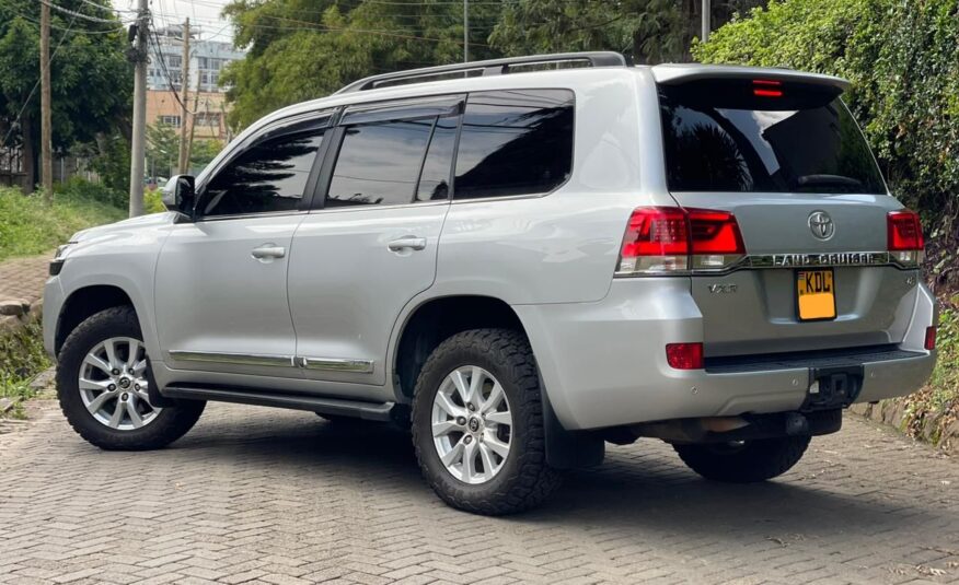 2019 Toyota Landcruiser VXR V8