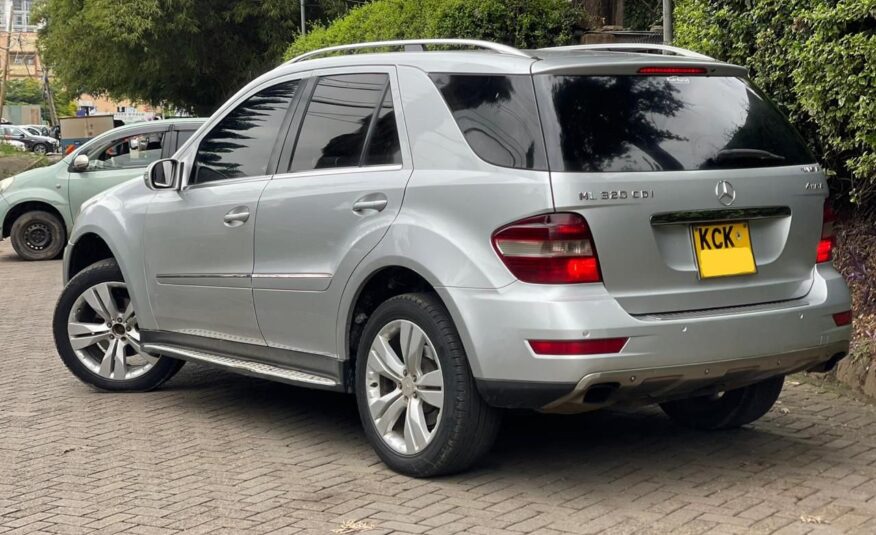 2009 Mercedes-Benz ML320 CDI 4Matic, Diesel