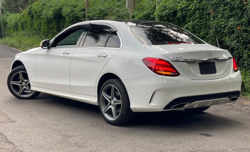 2016 Mercedes-Benz C200