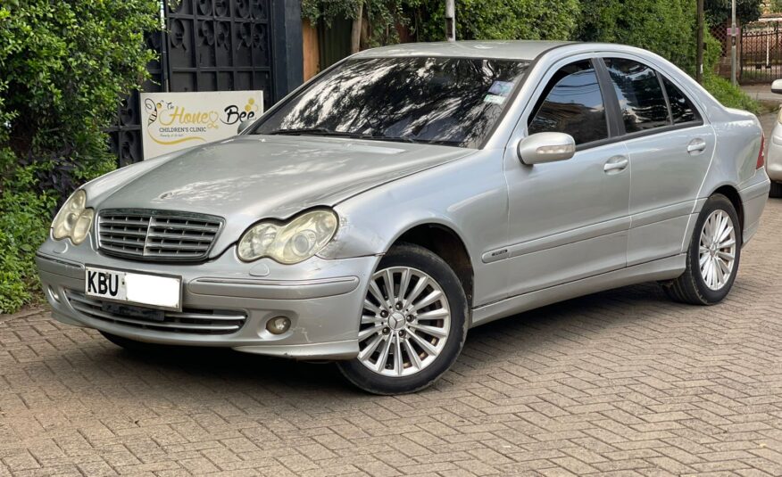 2006 Mercedes-Benz C180