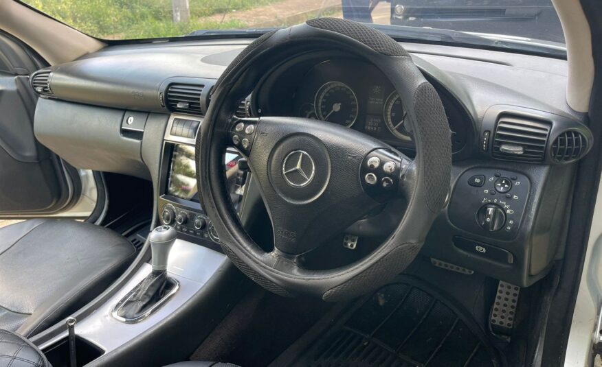 2006 Mercedes-Benz C180