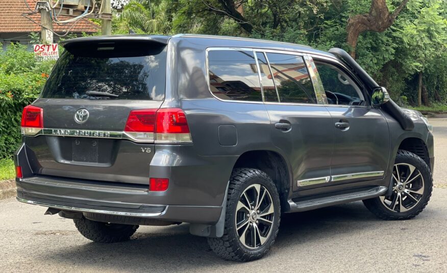 2014 Toyota Landcruiser VXR V8