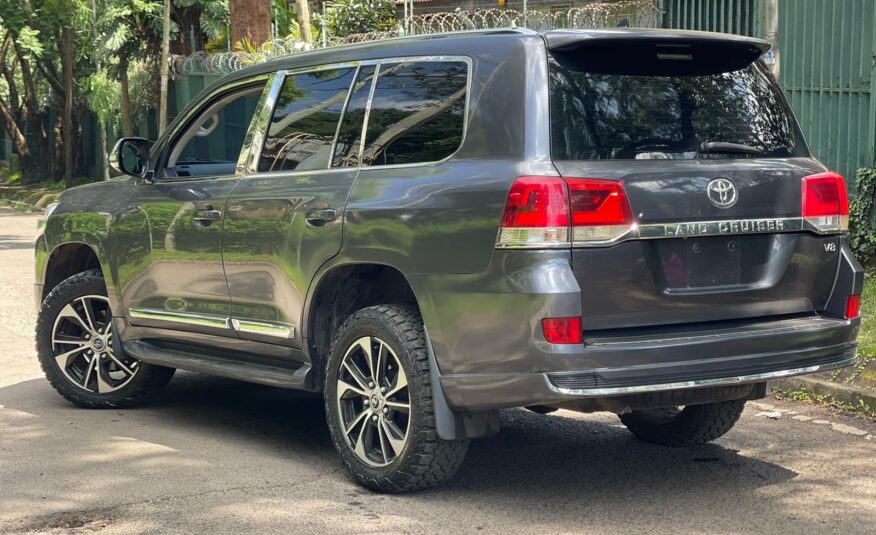 2014 Toyota Landcruiser VXR V8