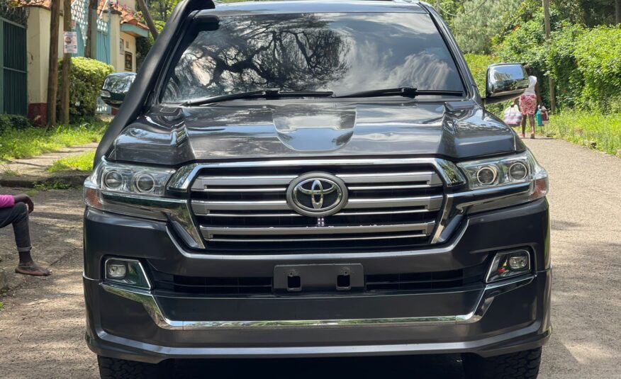 2014 Toyota Landcruiser VXR V8