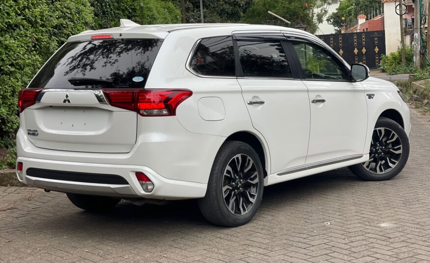 2016 Mitsubishi Outlander Phev