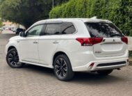 2016 Mitsubishi Outlander Phev