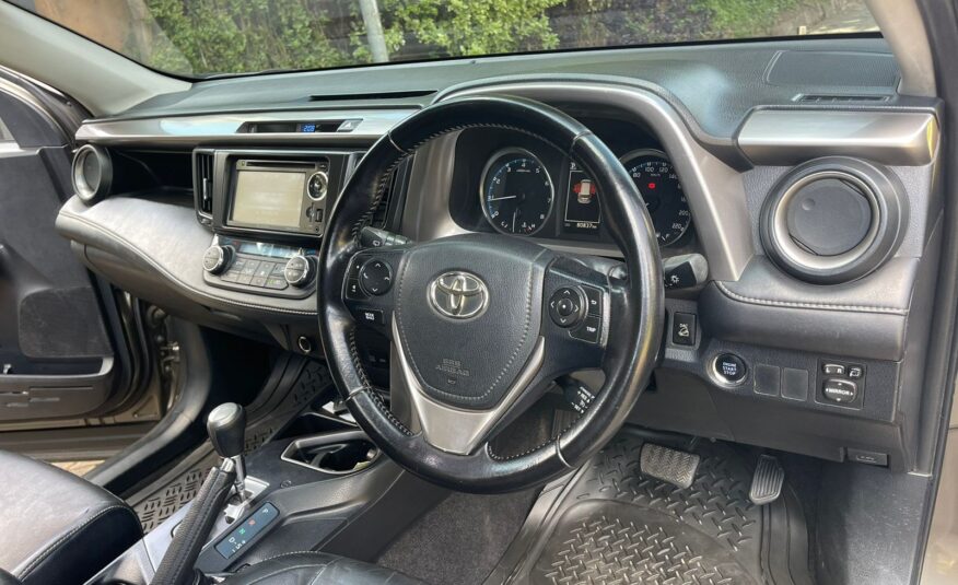 2016 Toyota RAV4 Local