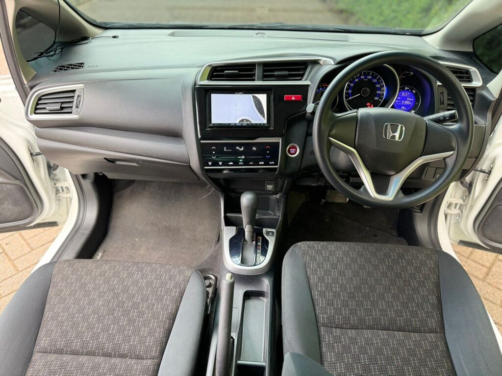 Lipa mdogo mdogo cars | 2016 Honda Fit For Sale in Kenya under 2 million