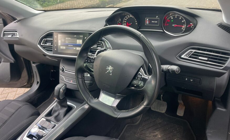 2016 Peugeot 308 MoonRoof