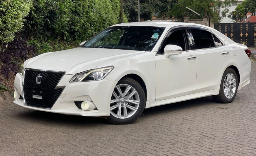 2016 Toyota Crown Athlete S