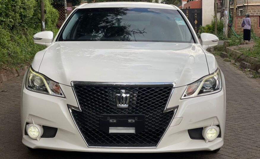 2016 Toyota Crown Athlete S