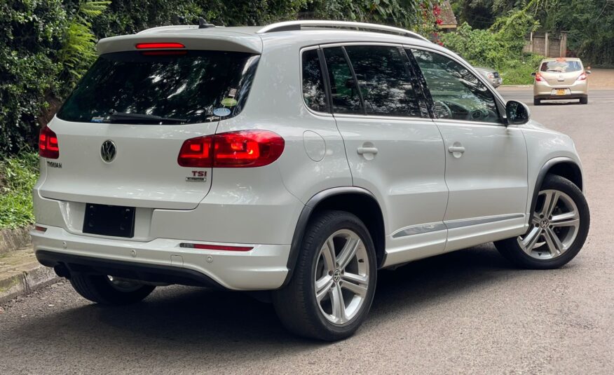 2016 Volkswagen Tiguan 1.4T R-LINE