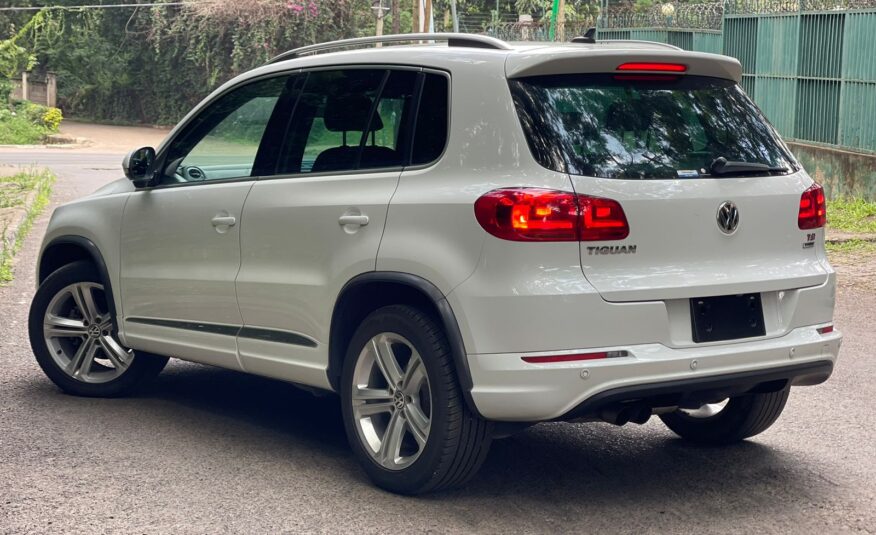 2016 Volkswagen Tiguan 1.4T R-LINE