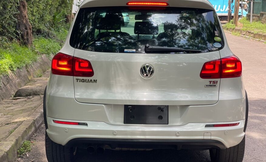 2016 Volkswagen Tiguan 1.4T R-LINE