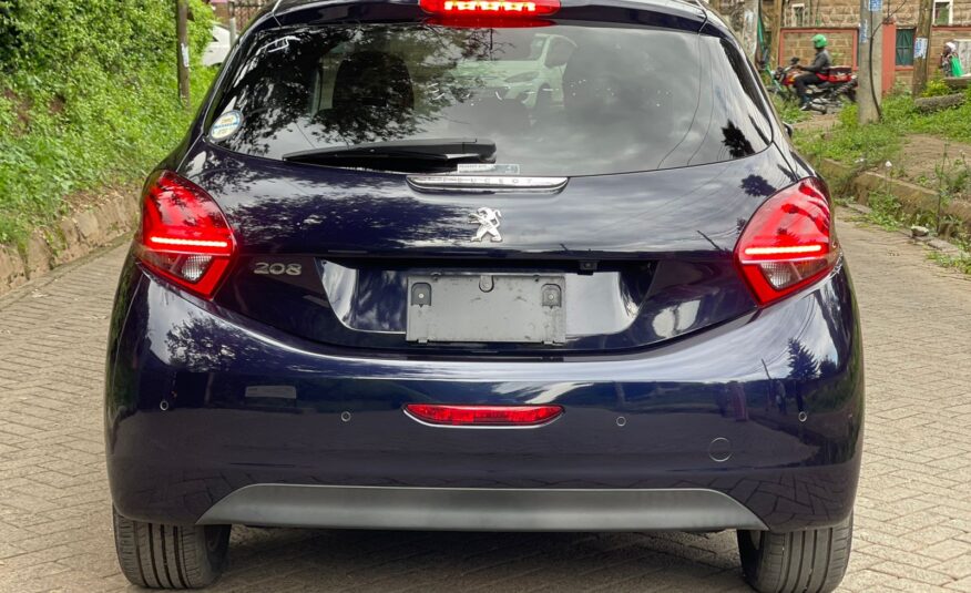 2016 Peugeot 208_ PureDrive/ MoonRoof