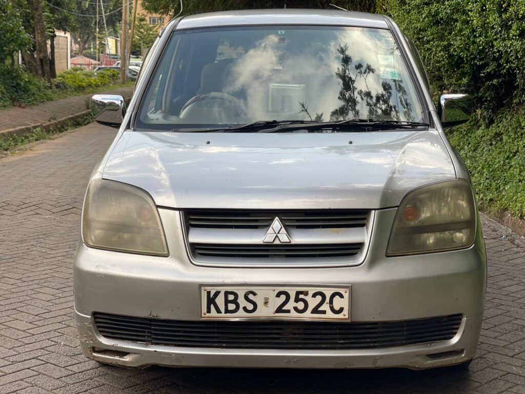 2006 Mitsubishi Dion GDI Super Exceed Cars under 1 million in Kenya