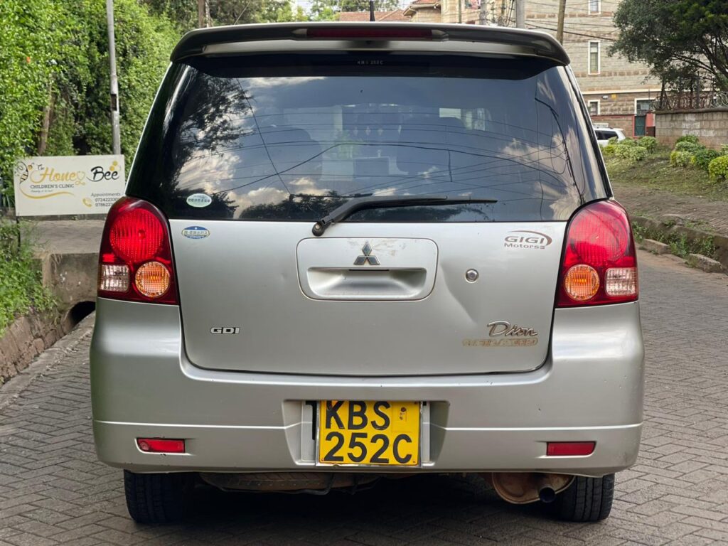 Mitsubishi Dion GDI Super Exceed 2006 Vehicles under 1 million in Kenya