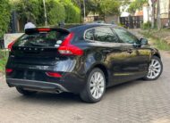 2015 Volvo V40 T4