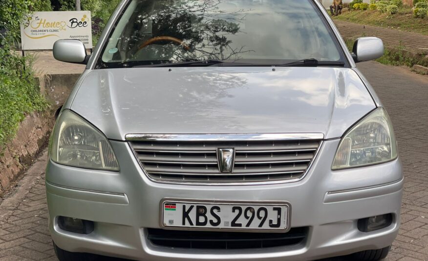 2005 Toyota Premio 240