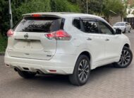 2016 Nissan X-TRAIL ModePremier Autech