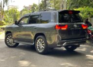 2016 Toyota Land Cruiser V8 2016 | (Fully Upgraded TO LC300 2023)