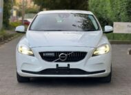 2016 Volvo V40 T3