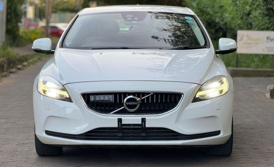 2016 Volvo V40 T3