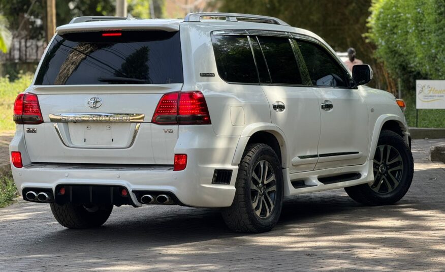 2012 Toyota Landcruiser V8 ZX