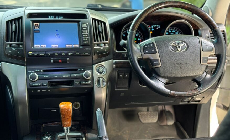 2012 Toyota Landcruiser V8 ZX