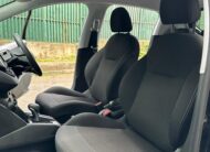 2017 Peugeot 208_ Pure Drive