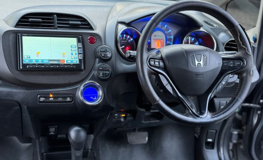 2013 Honda Fit Shuttle Hybrid