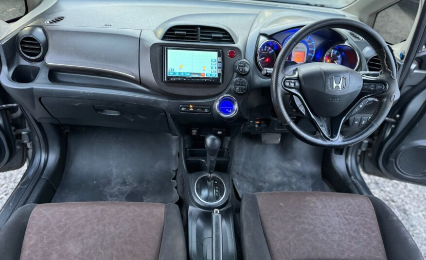 2013 Honda Fit Shuttle Hybrid