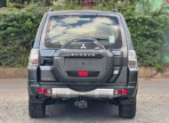 2016 Mitsubishi Pajero Shogun