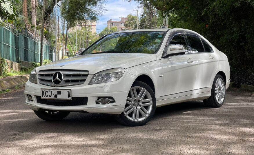 2009 Mercedes Benz C200