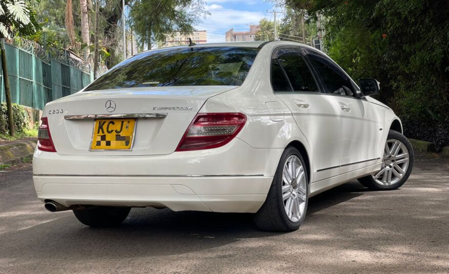 2009 Mercedes Benz C200