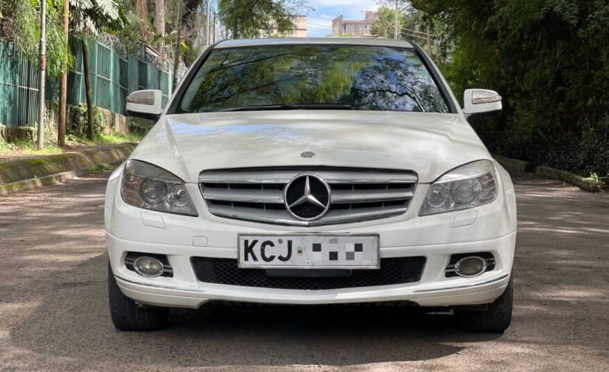 2009 Mercedes Benz C200