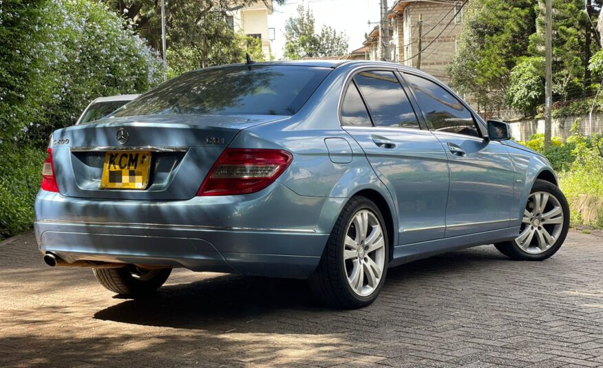 2010 Mercedes Benz  C200 CGI