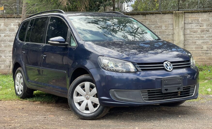 2015 Volkswagen Golf Touran