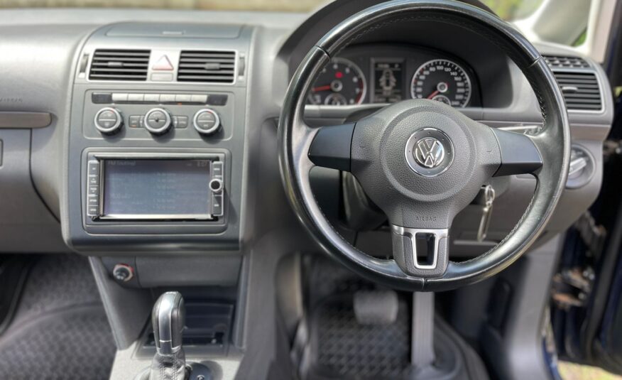 2015 Volkswagen Golf Touran