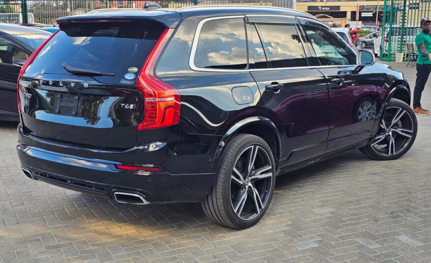 2017 Volvo XC90 T6