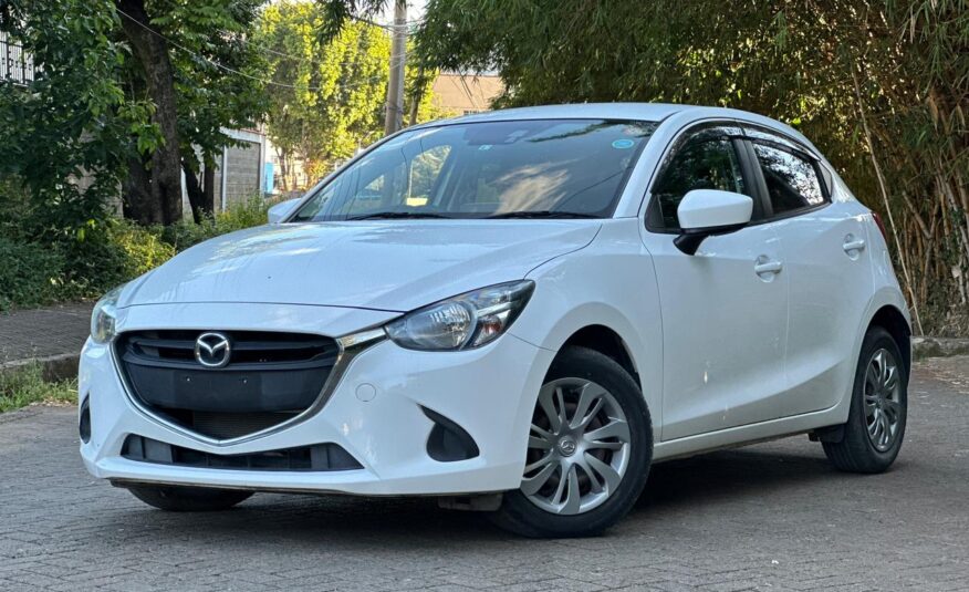 2016 Mazda Demio