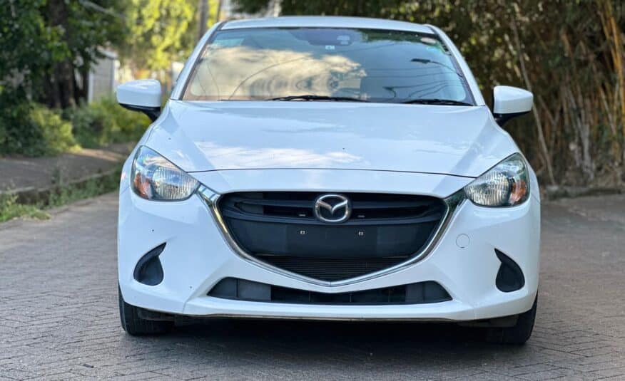 2016 Mazda Demio