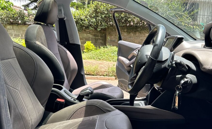 2016 Peugeot 2008_🔥 Moonroof