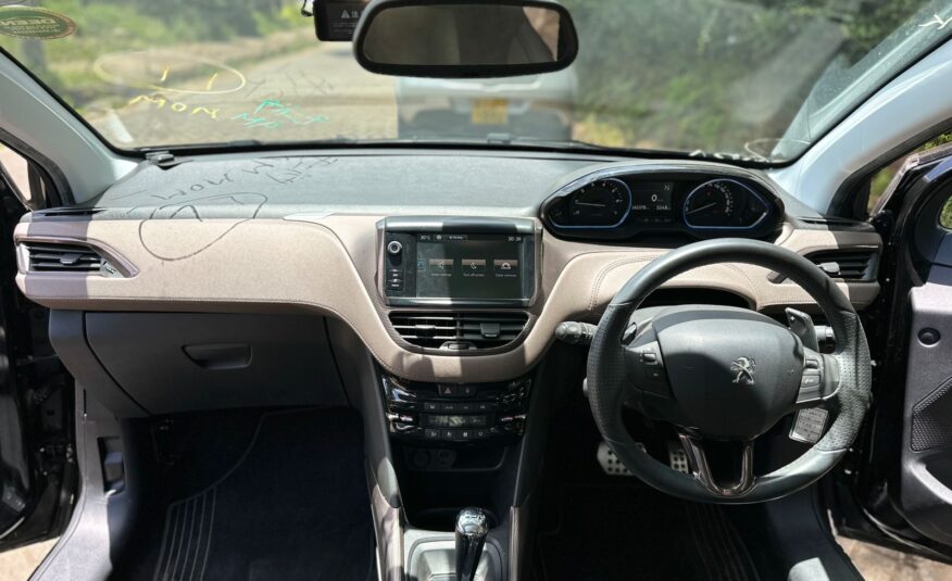 2016 Peugeot 2008_🔥 Moonroof