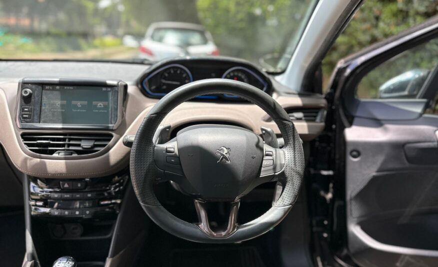 2016 Peugeot 2008_🔥 Moonroof