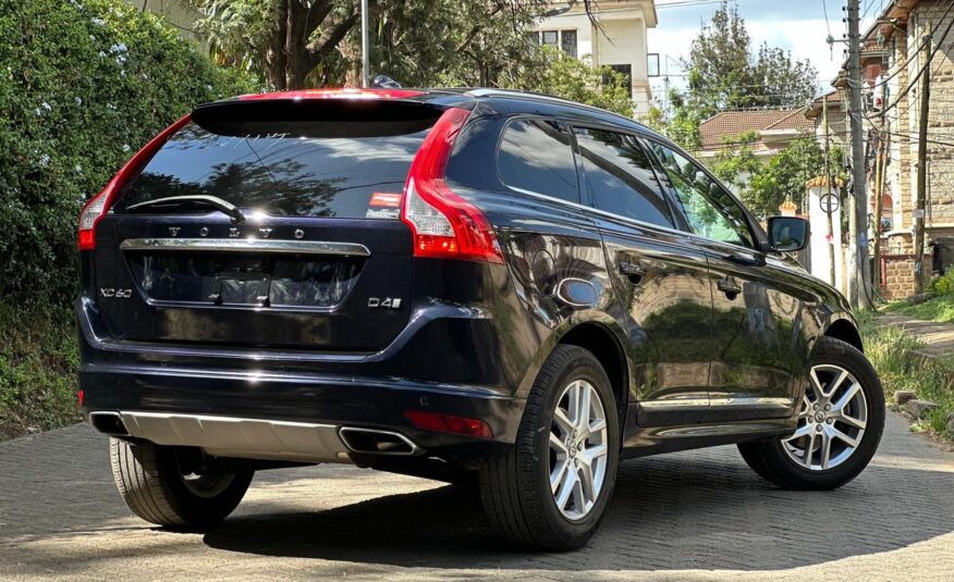 2016 Volvo XC60 D4