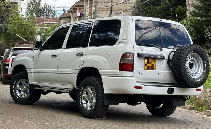 2004 Toyota Land Cruiser GX