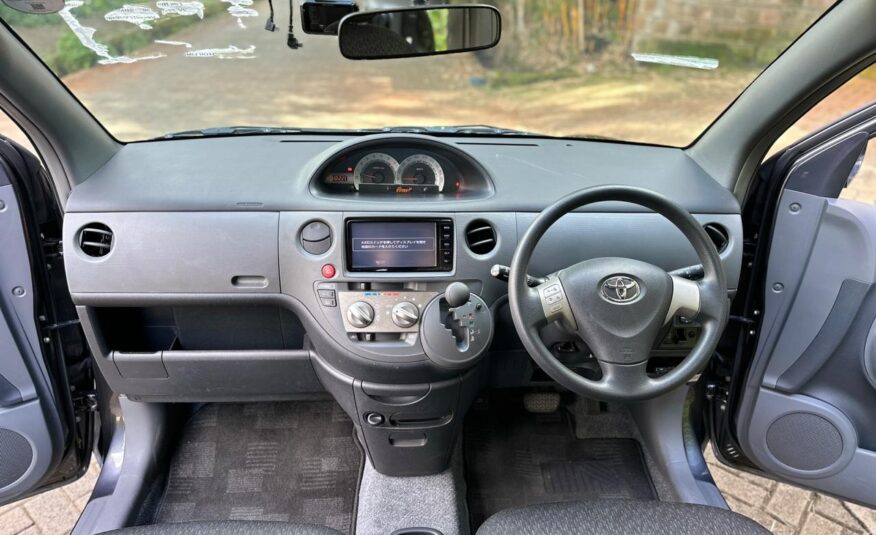 2016 Toyota Sienta