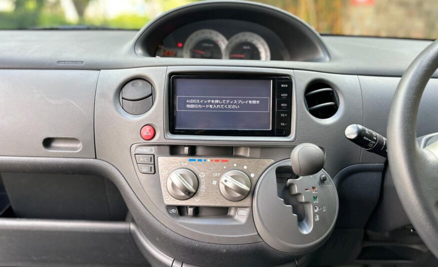 2016 Toyota Sienta