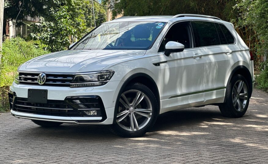 2017 Volkswagen Tiguan 1.4T R-Line🔥/46K Kms